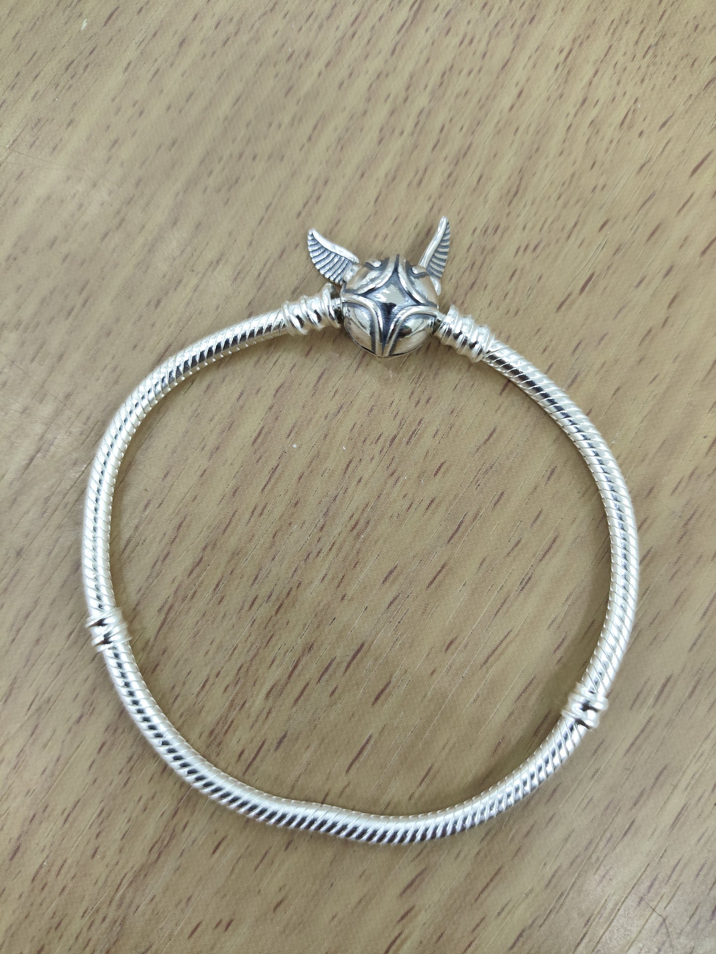 TMPPD014-17 Pulsera Dama Pand Snitch Harry Potter 17 cm en Plata Fina .925