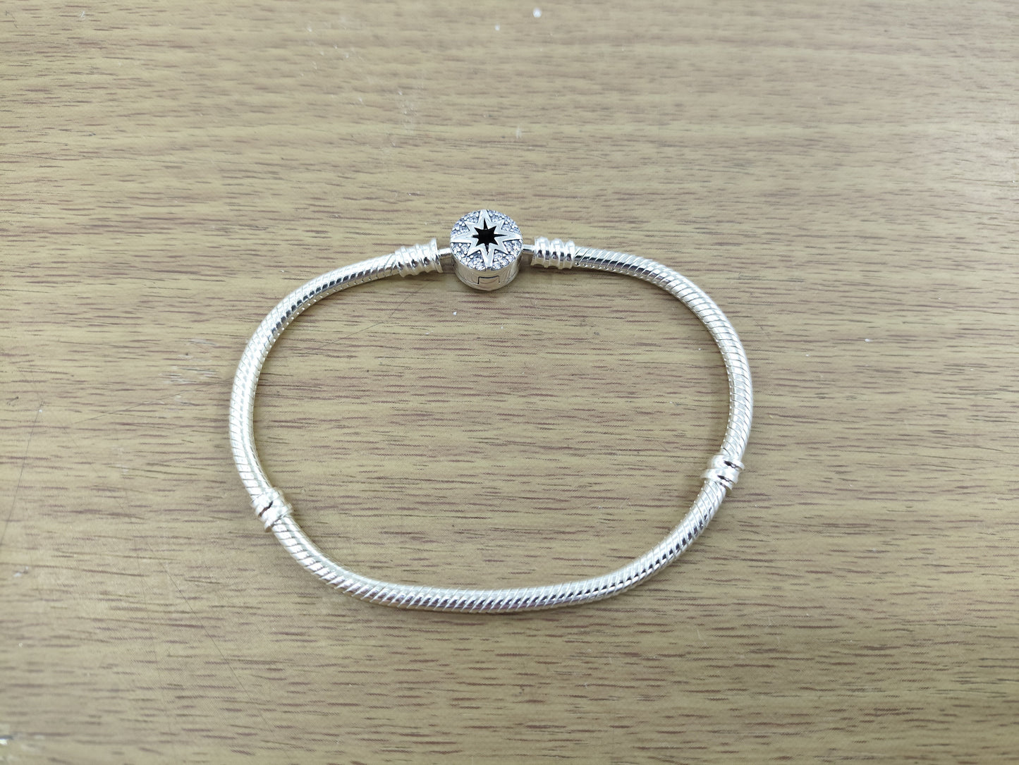 TMPPD018-18 Pulsera Dama Pand Círculo Estrella Centro Negro 18 cm en Plata Fina .925