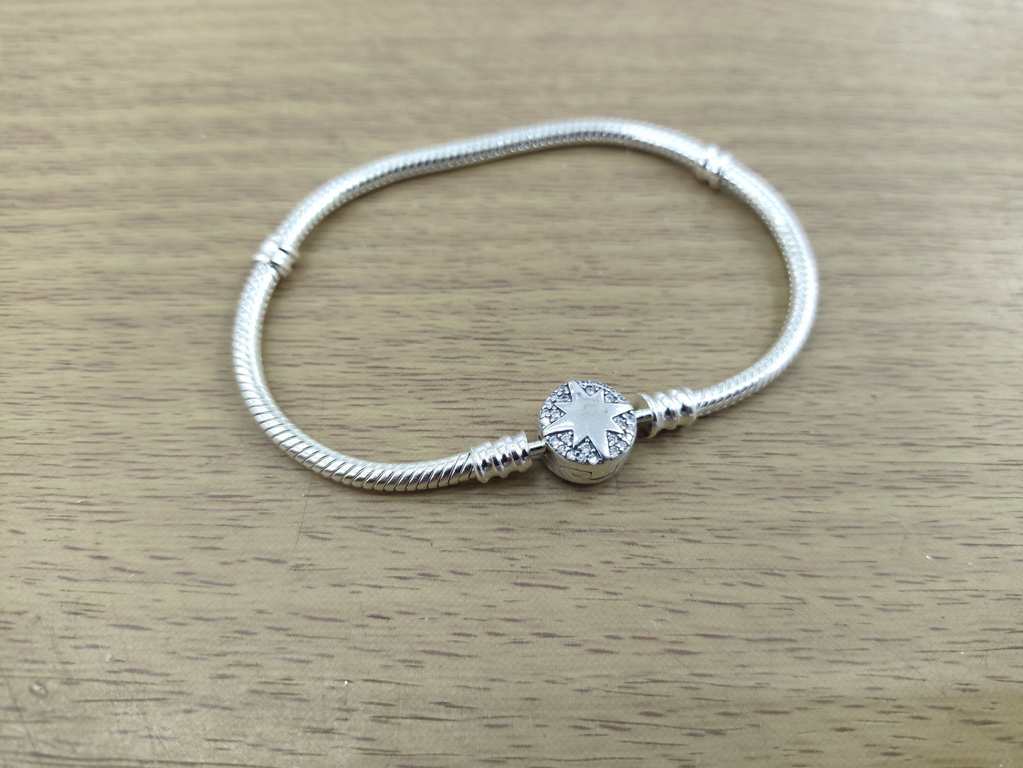 TMPPD018-18 Pulsera Dama Pand Círculo Estrella Centro Negro 18 cm en Plata Fina .925