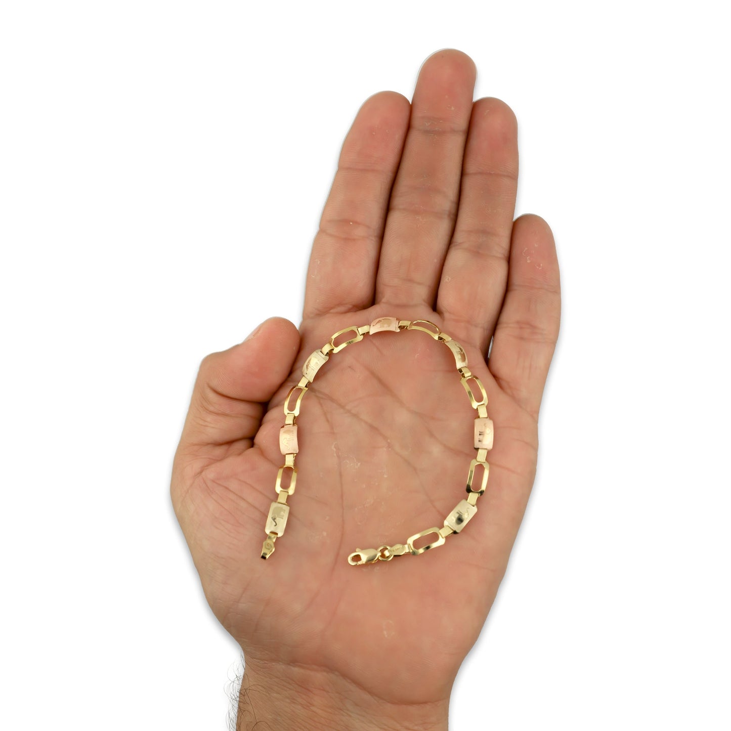 MR14PD005 Pulsera Dama Oro 14K Florentino Bombeada 1x1 Figuras Varias 5 Mm x 18 Cm