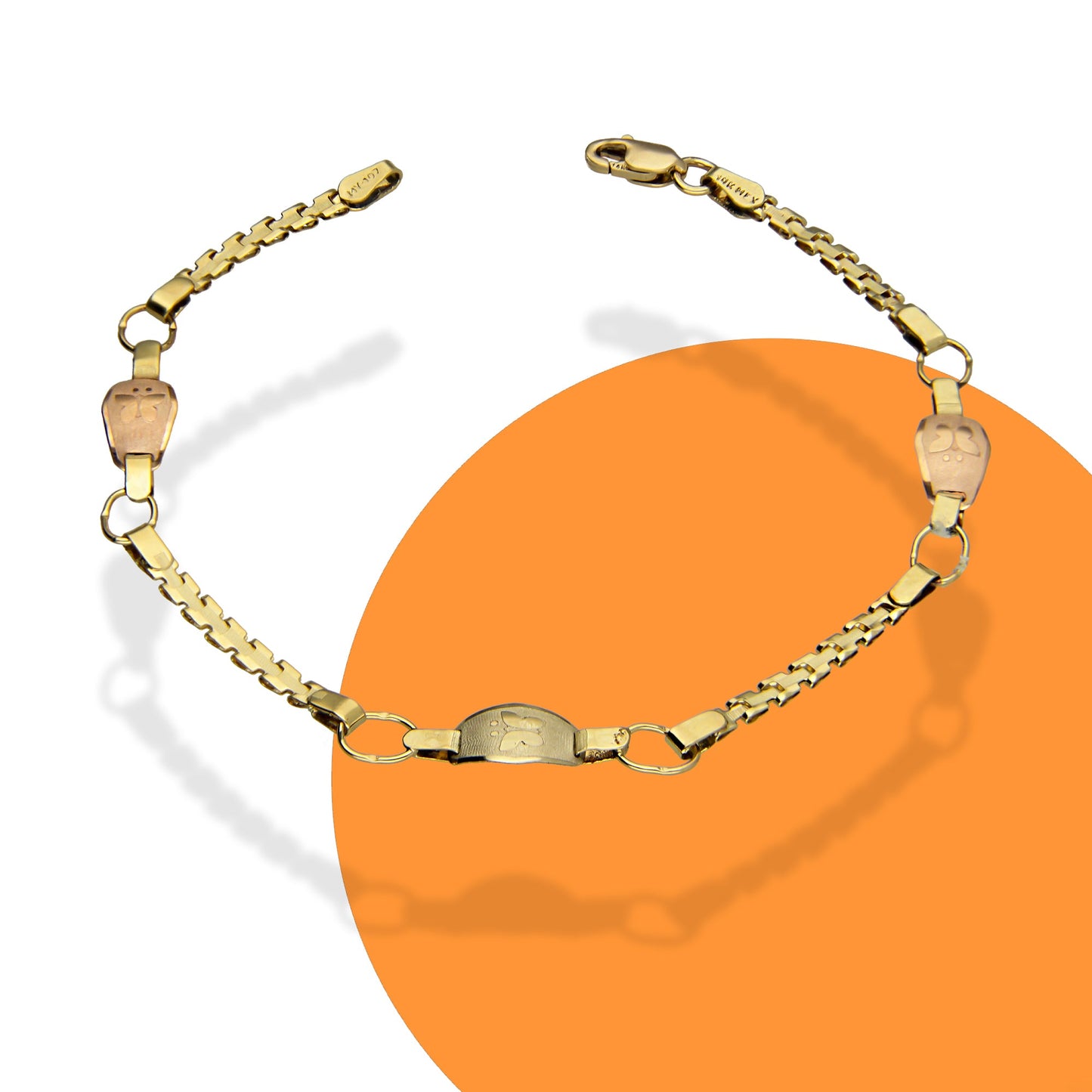 MR14PD006 Pulsera Dama Oro 14K Florentino Bombeada 3 Plaquitas Figuras Varias 5 Mm x 18 Cm