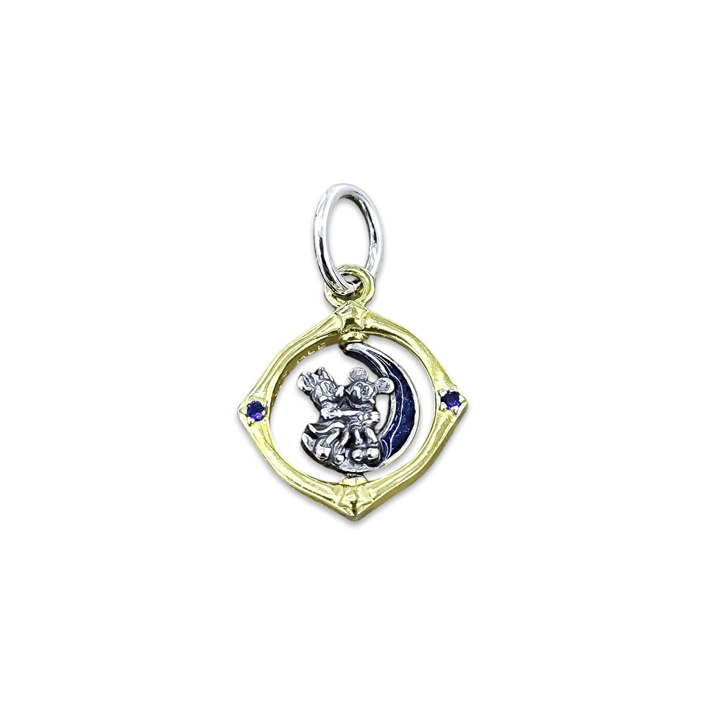 TMPCH045 Dije Charm Pand Circulo Dorado Minnie y Mickey en Luna en Plata Fina .925