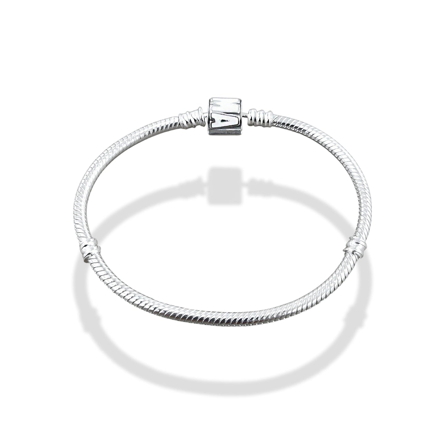 TMPPD025-17 Pulsera Dama Pand Marvel Esmalte Blanco 17 cm en Plata Fina .925