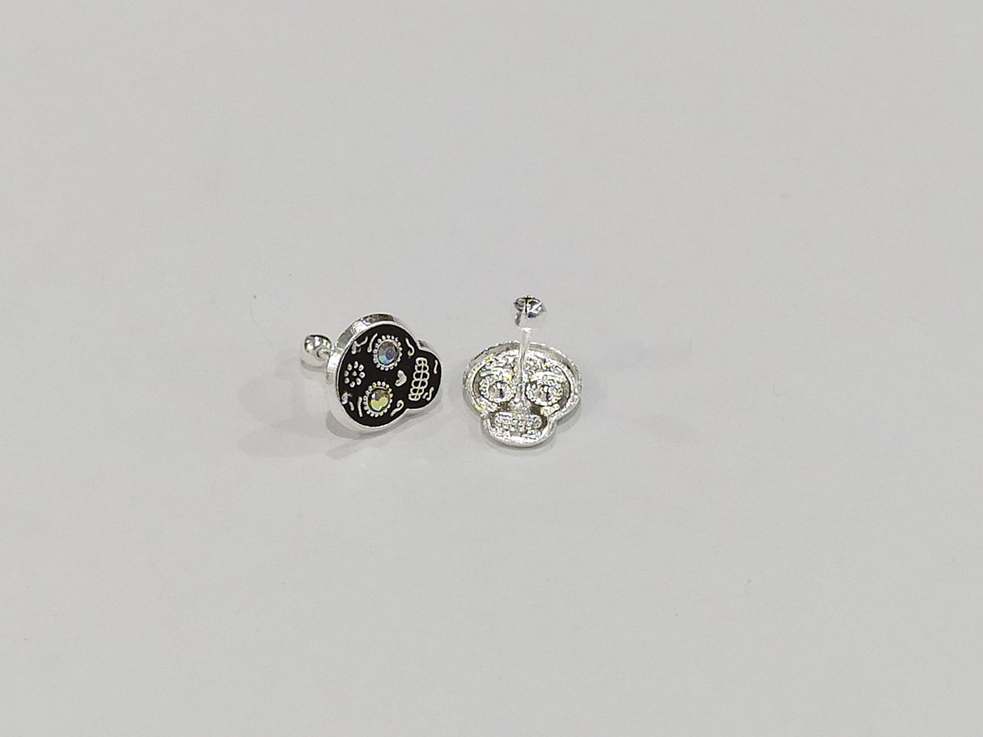 LPBR003 Aretes Broquel Calavera Zirconia Bisel En Plata .925 Taxco MLM826281404