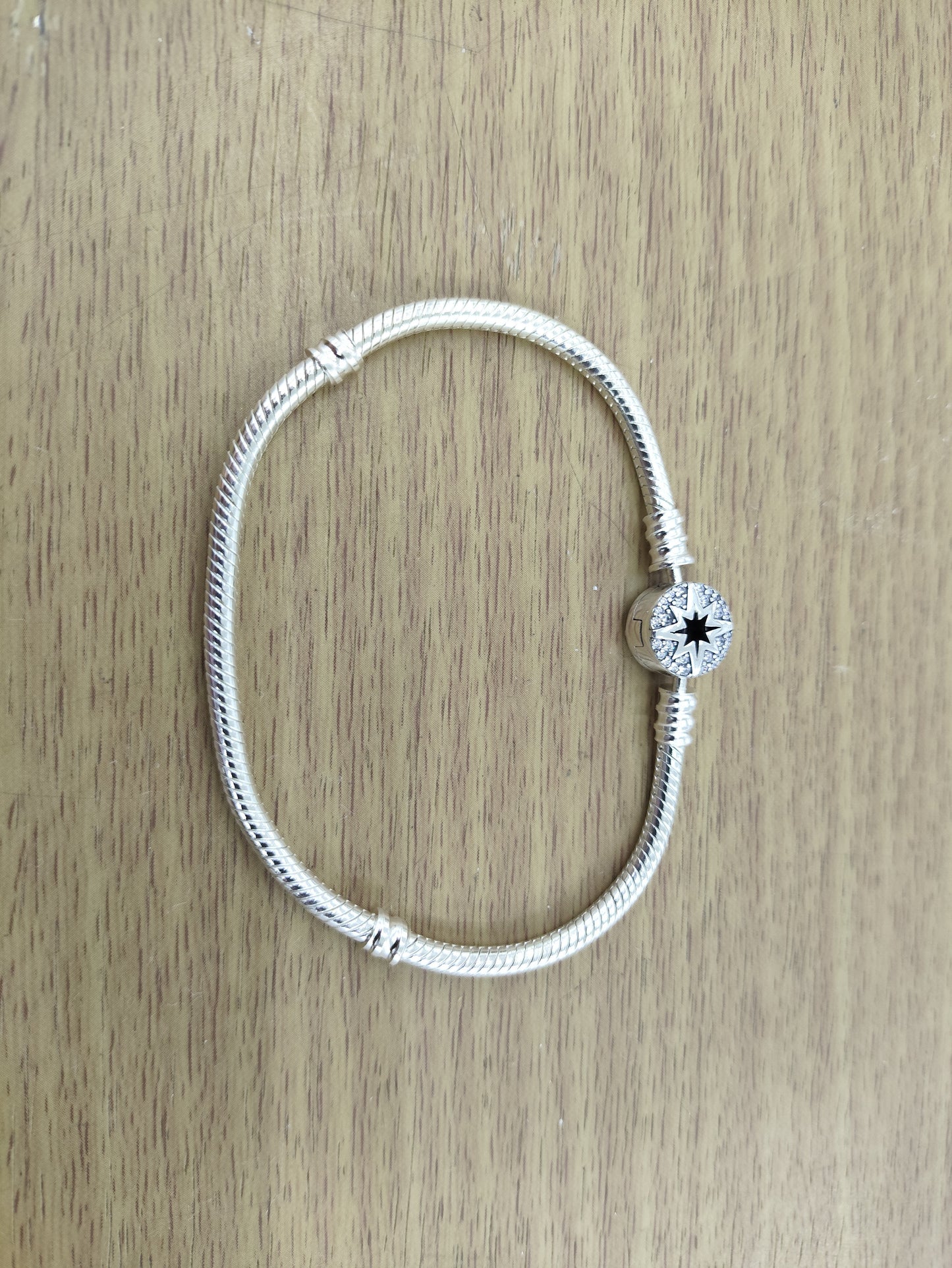 TMPPD018-17 Pulsera Dama Pand Círculo Estrella Centro Negro 17 cm en Plata Fina .925