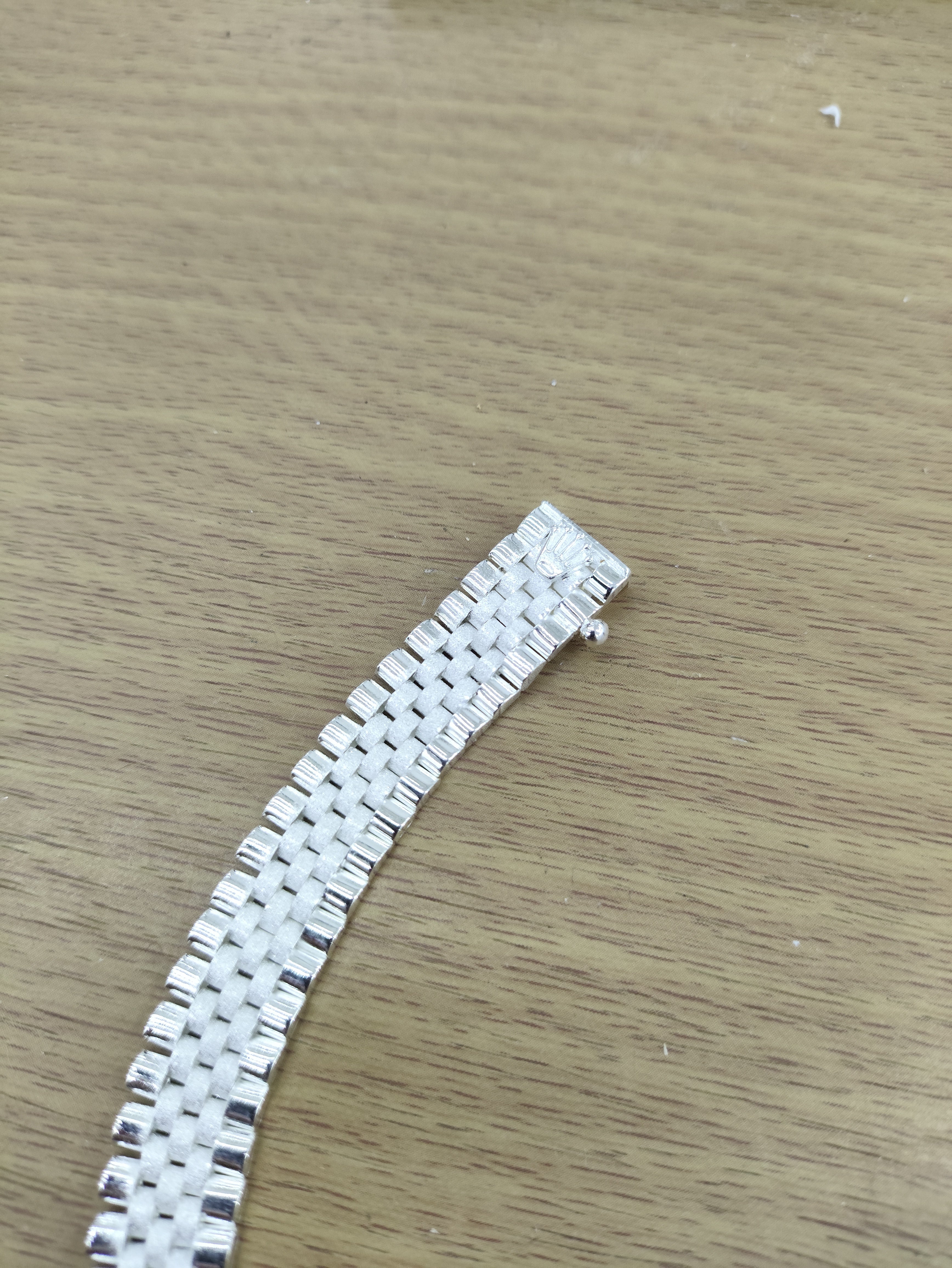 TMPPC004-21 Pulsera Caballero Modelo Rlx 3*2 1.1 cm de Ancho x 21 cm de Largo en Plata Fina .925