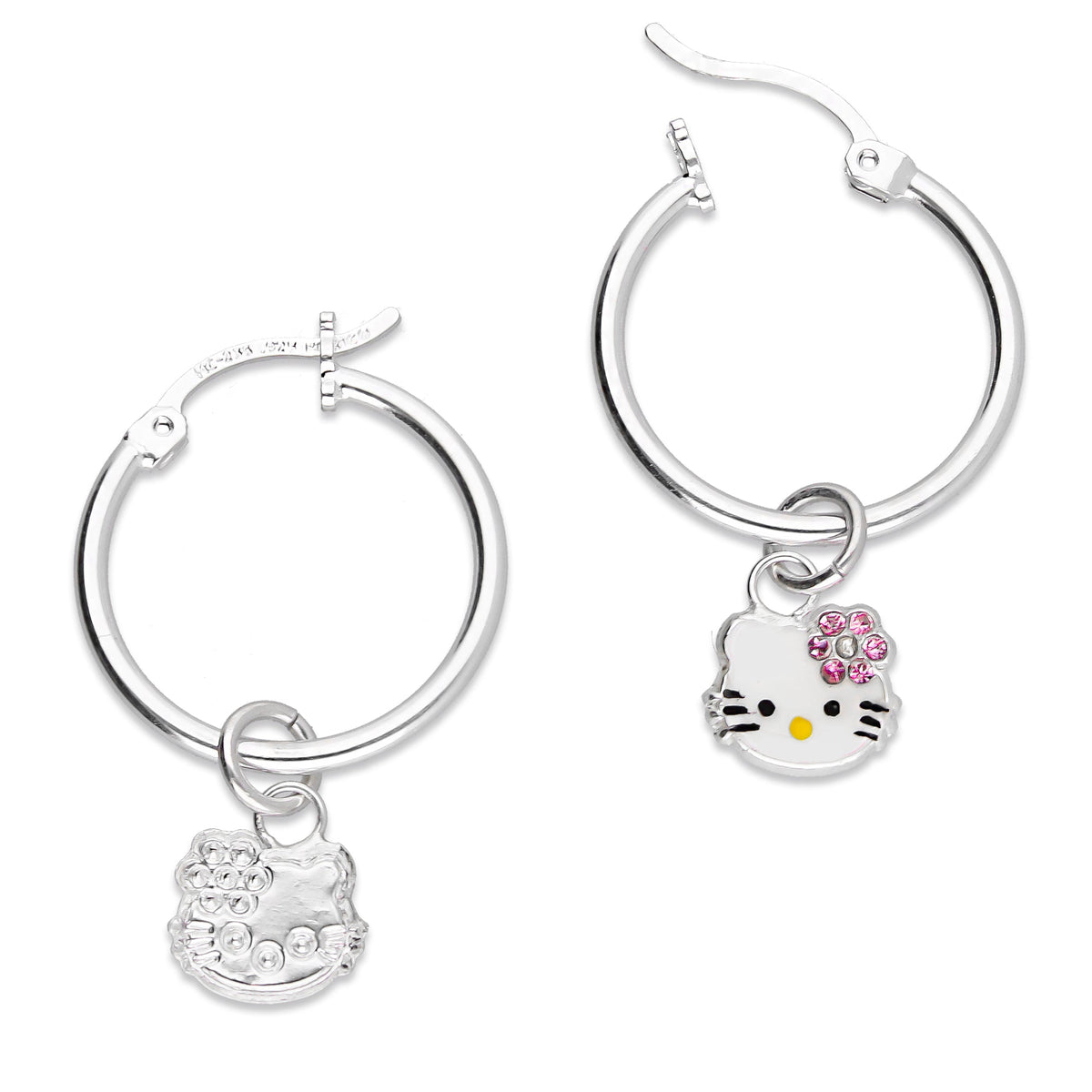 LPYAL001 Arracada Lisa con Colgante 19 mm Kitty Esmalte Florecita Zirconias en Plata .925