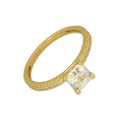MR14AD062 Anillo Dama Oro Sólido 14K Modelo Solitario Baguettes Horizontal Zirconia Cuadrada 6 mm