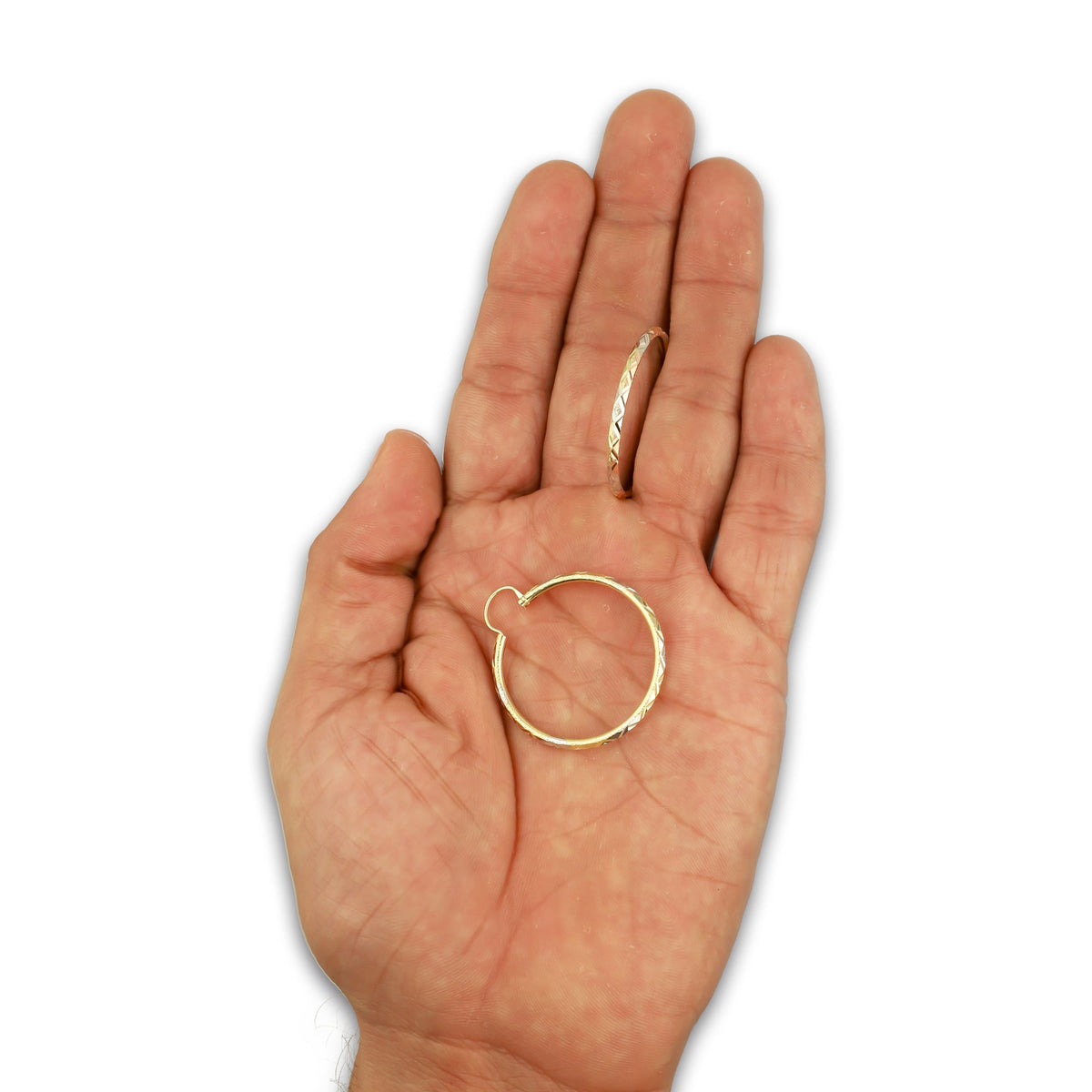 NR14AR024 Arete Arracada Oro Sólido 14K Tubo 2 mm Láser Florentino Diamantado DIámetro 2.9 cm