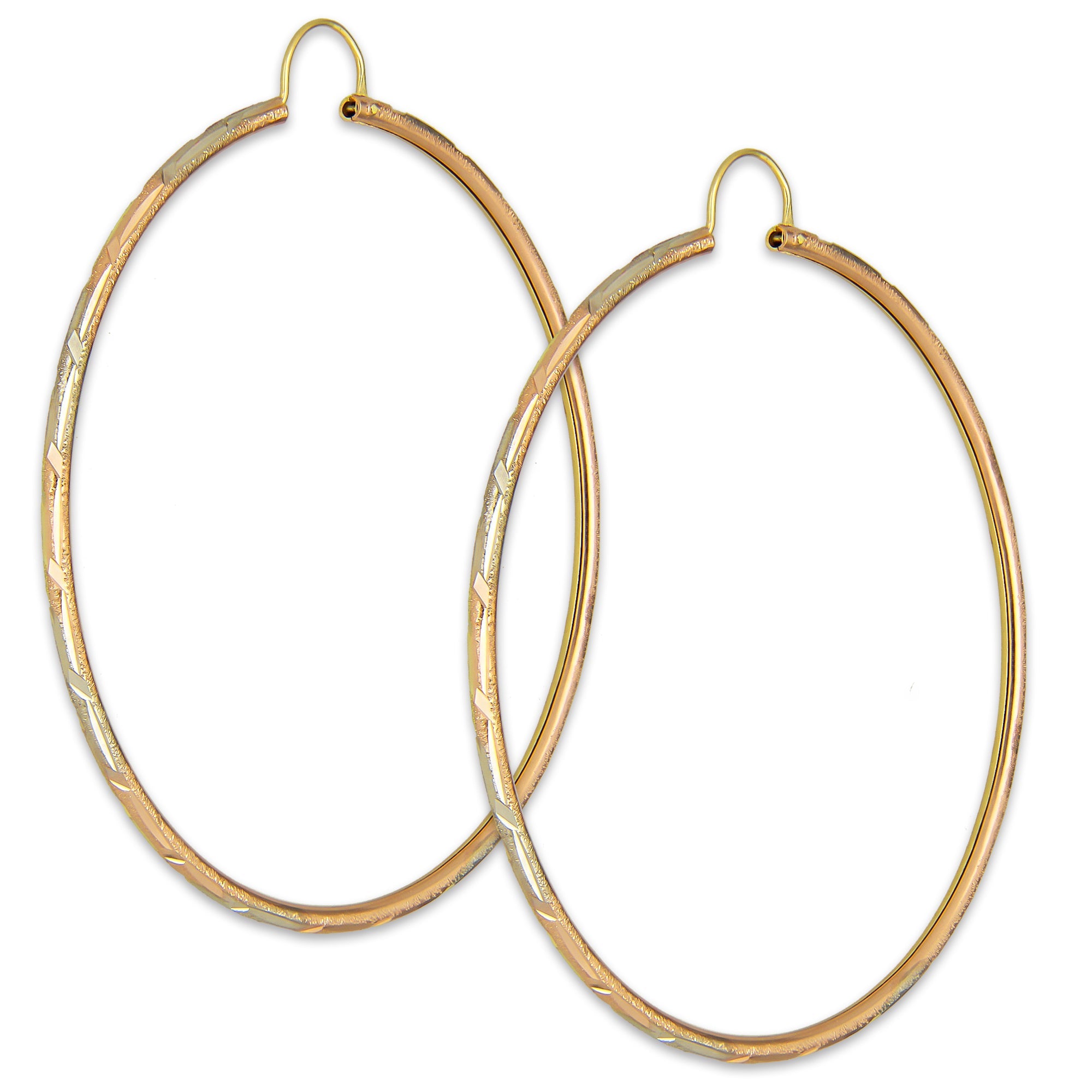 NR14AR028 Arete Arracada Oro Sólido 14K Tubo 2 mm Láser Florentino Diamantado DIámetro 5.8 cm