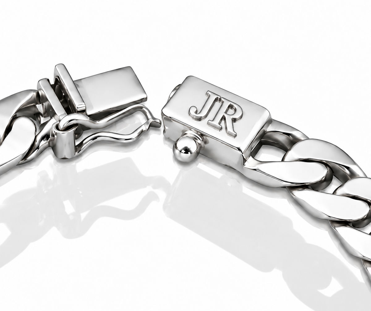LPPC020-22 Pulsera Mod Cubana 7 mm x 22 cm en Plata Ley .925